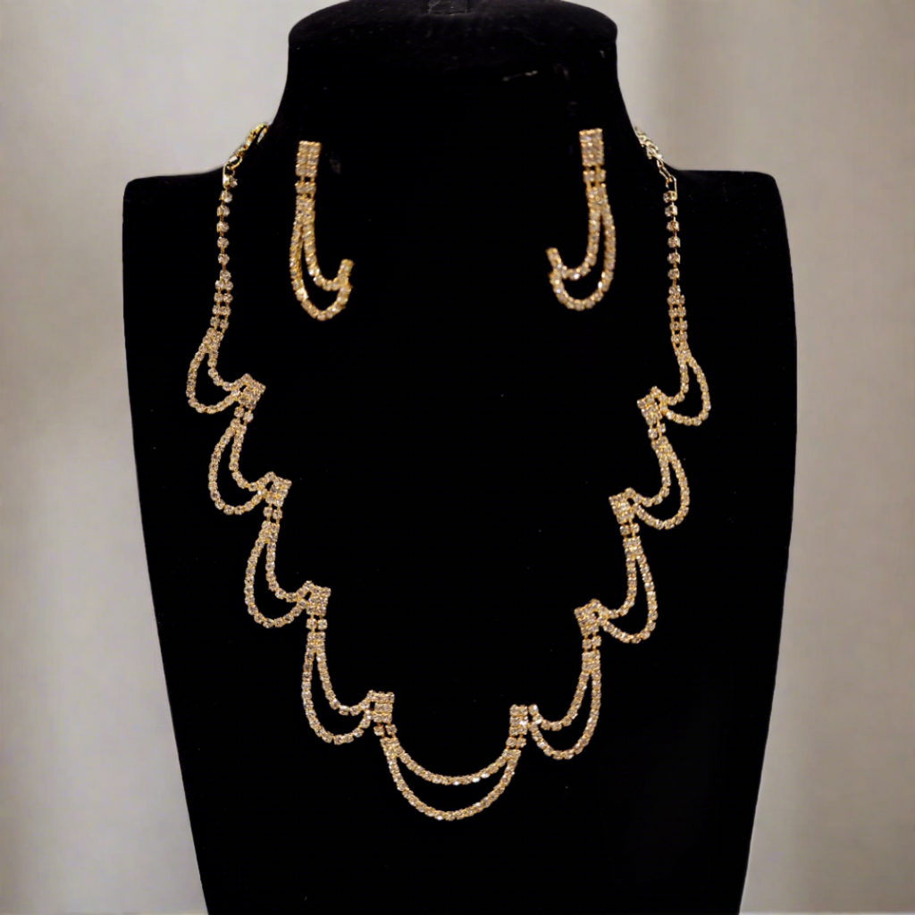 1402-6447 - NECKLACE AND EARRING SET