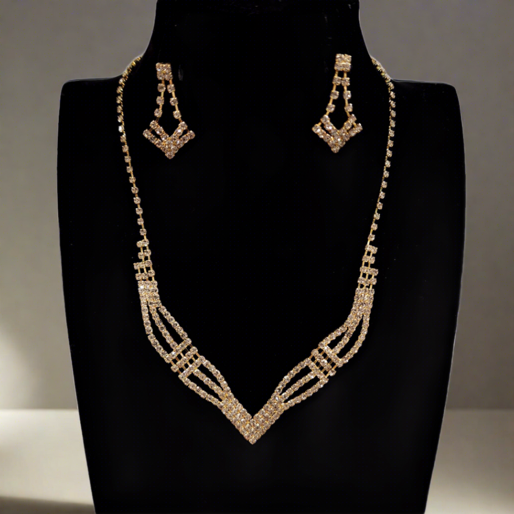 1402-6767 - NECKLACE AND EARRING SET