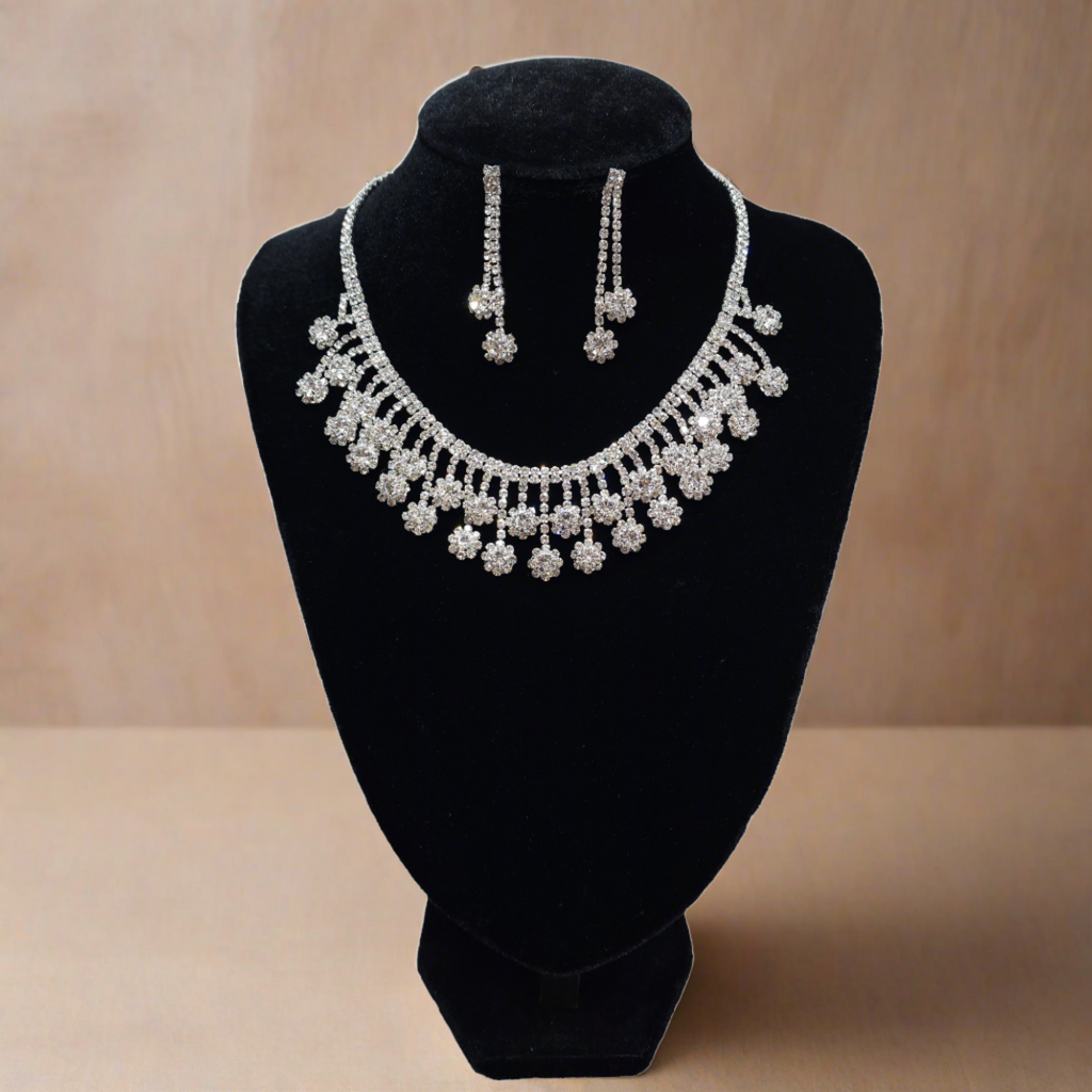 550-6030 - NECKLACE AND EARRING SET