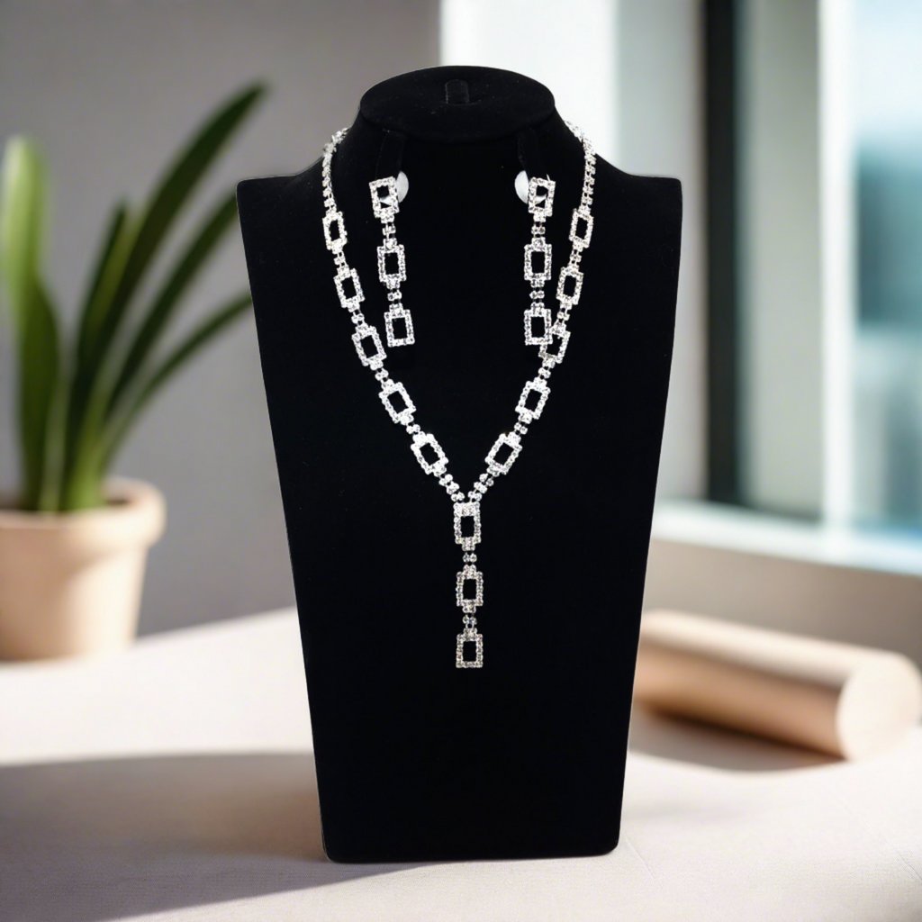 70115 - NECKLACE AND EARRING SET