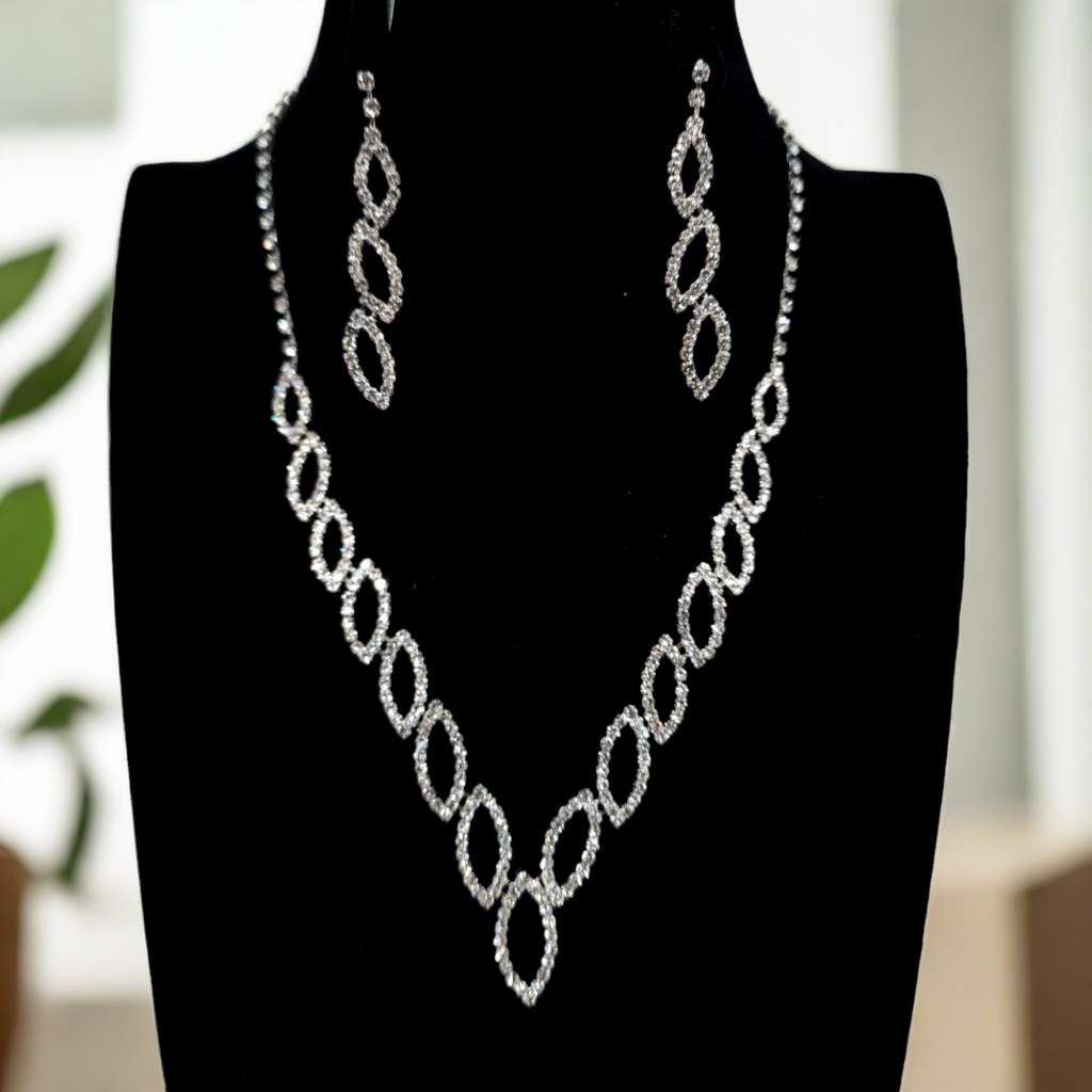 1402-6450 - NECKLACE AND EARRING SET