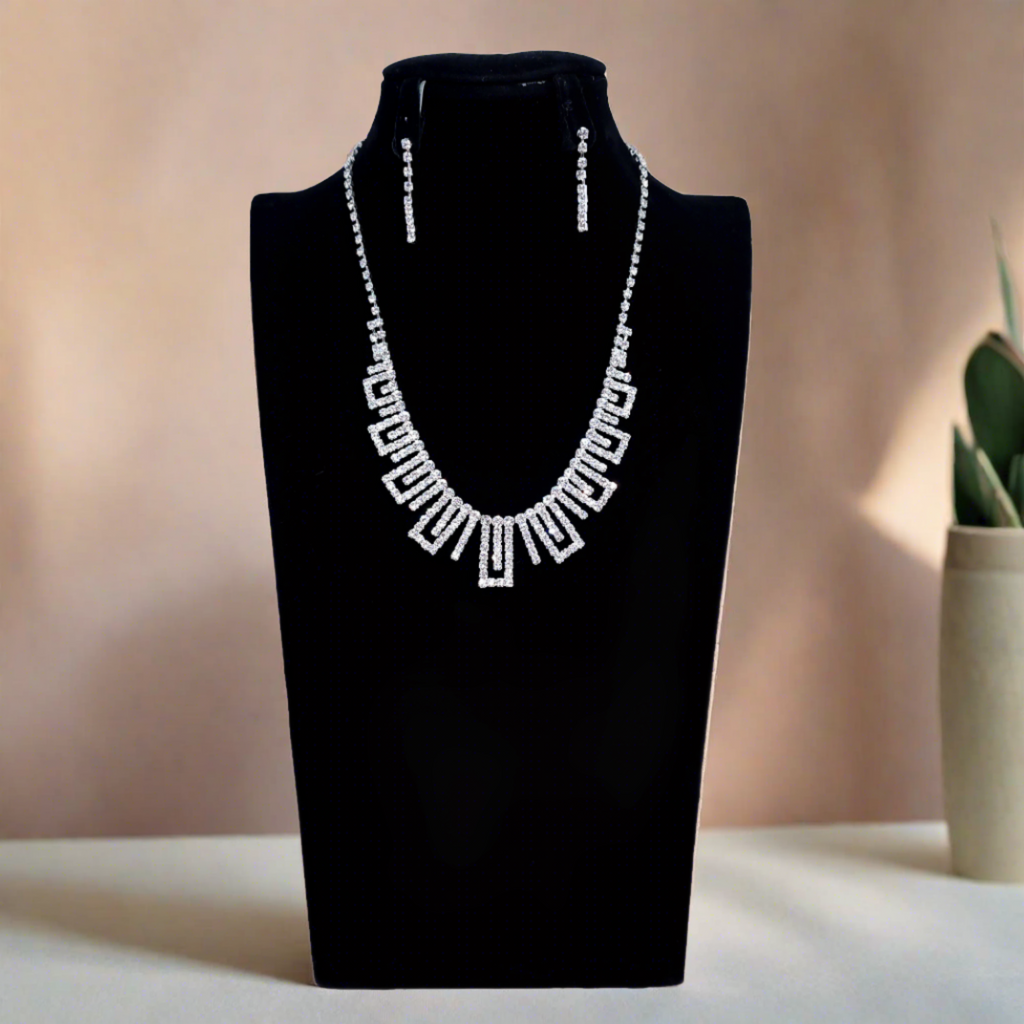 A-1432 - NECKLACE AND EARRING SET